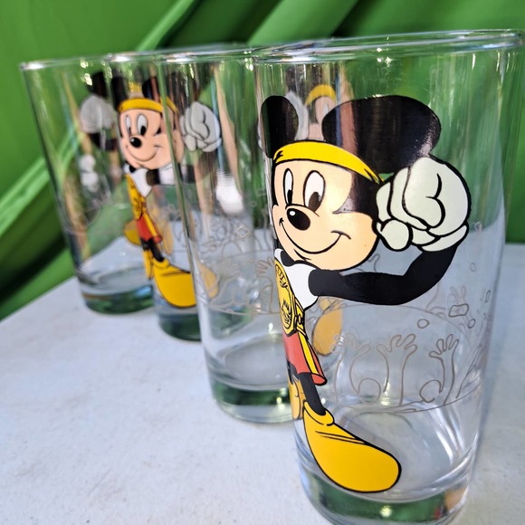 Very Vintage ADORABLE Mickey Champion Tall Tea Glasses set of 4 - Picture 5 of 5